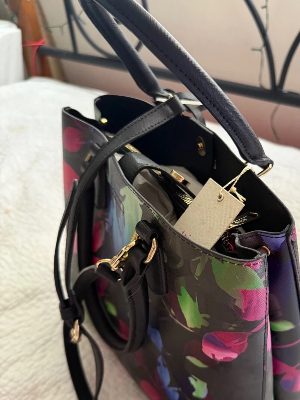 Trina Turk Floral Structured Satchel – TTT‑SDFZ03‑LEA – Vegan Leather – NWT